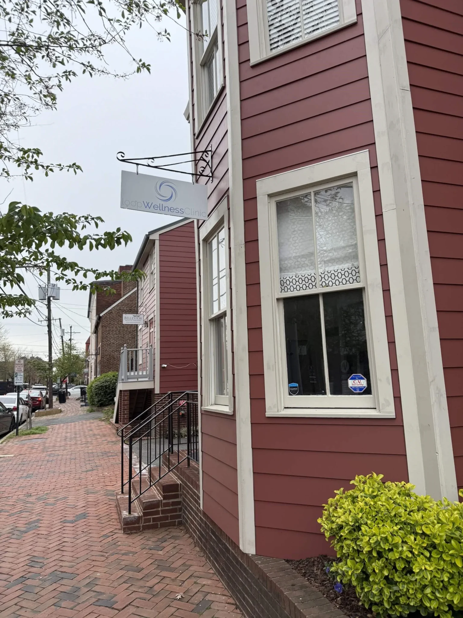 Loop Wellness Clinic storefront in Old Town Alexandria